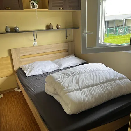 Luxe Stacaravan Albatros - 51 אתר קמפינג *