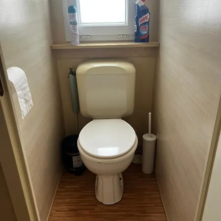 Luxe Stacaravan Albatros - 51 אתר קמפינג ברדנה